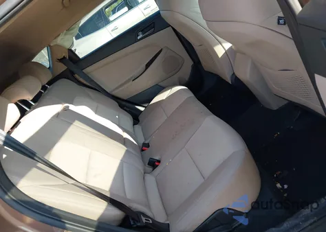 2017 Hyundai Tucson Limited/Sport And Eco/Se z USA, uszkodzony, nr VIN KM8J3CA40HU454425